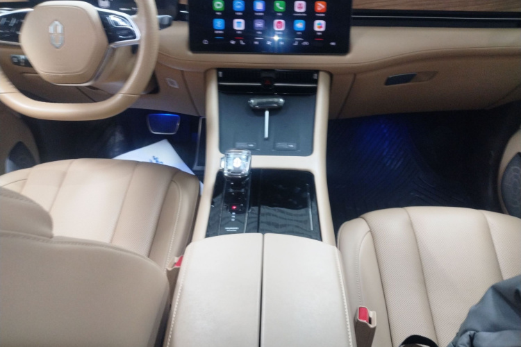 鸿蒙智行 问界M7 2024款 1.5T 智驾四驱Ultra版 6座局部细节18