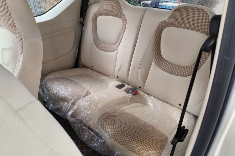 五菱汽车 宏光MINIEV 2024款 第三代 215km 青春版中控内饰21