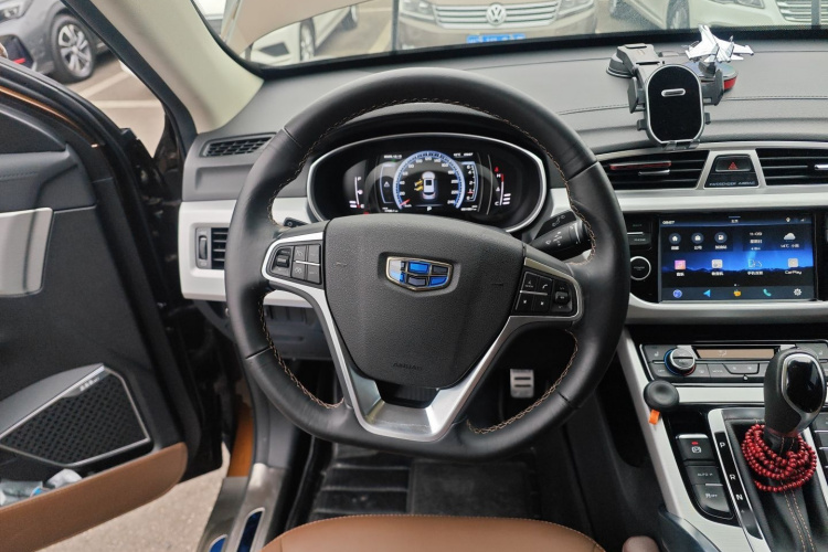 吉利汽车 博越 2016款 1.8TD 自动智尊型中控内饰13