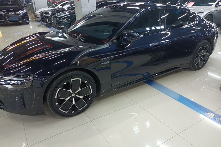 小米汽车 小米SU7 2024款 后驱超长续航高阶智驾Pro版车身外观4