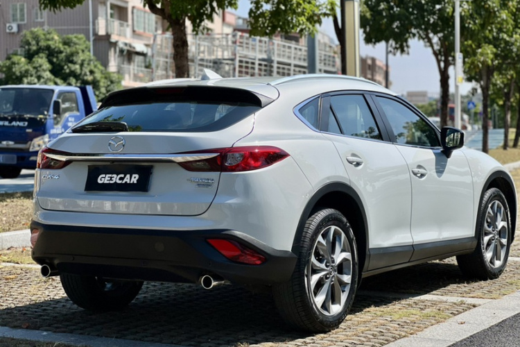 马自达CX-4 2016款 2.5L 自动四驱蓝天激情版车身外观6005