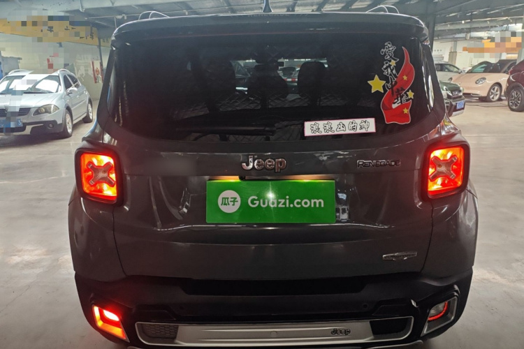 Jeep 自由侠 2017款 180T 自动高能版车身外观6