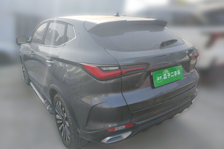 长安欧尚X5 2021款 1.5T DCT尊贵型车身外观5