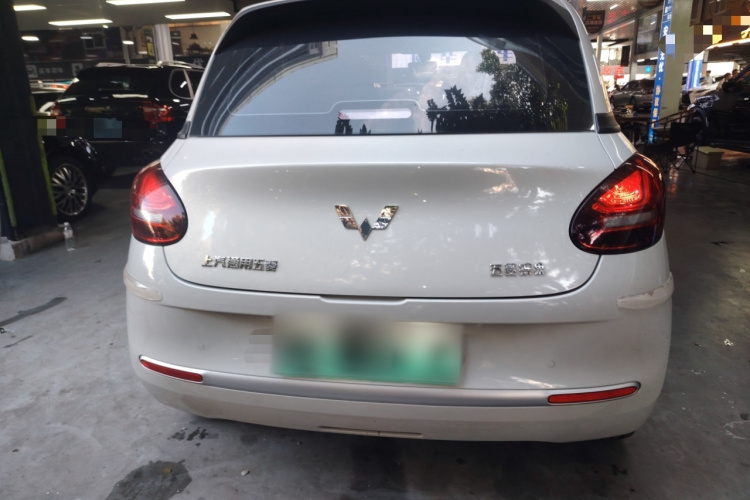 五菱汽车 五菱缤果 2023款 333km 快享款车身外观6004