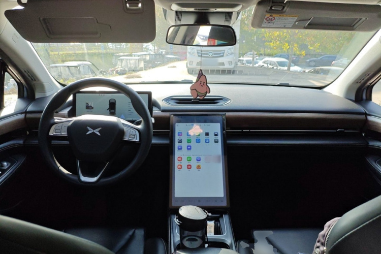小鹏P5 2024款 500智行版中控内饰12