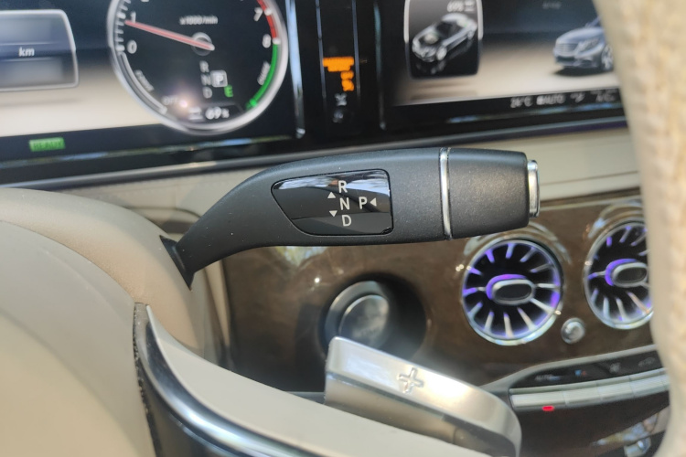 奔驰S级 2014款 S 400 L HYBRID局部细节18