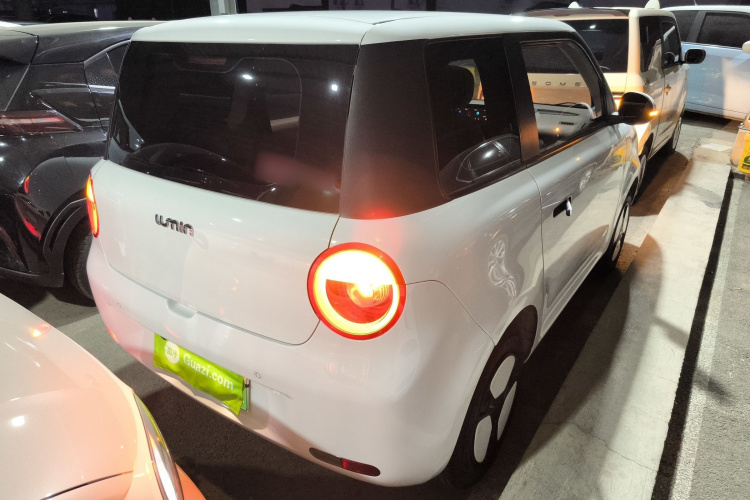 长安启源 长安Lumin 2022款 210km 香甜款车身外观7