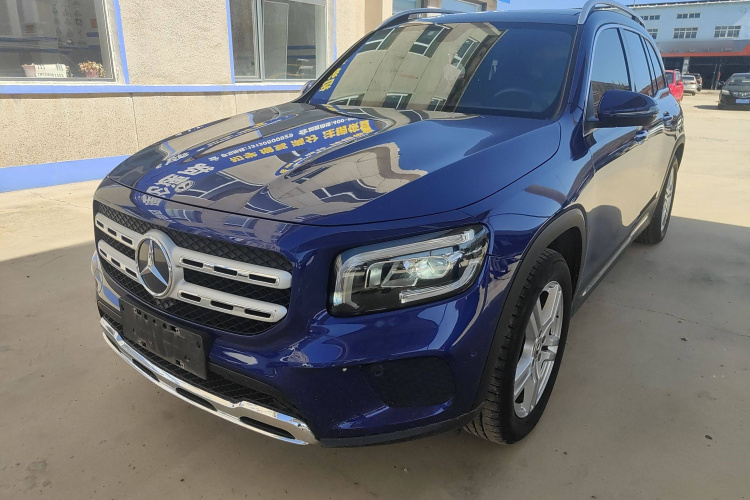 奔驰GLB 2020款 GLB 200 动感型车身外观1