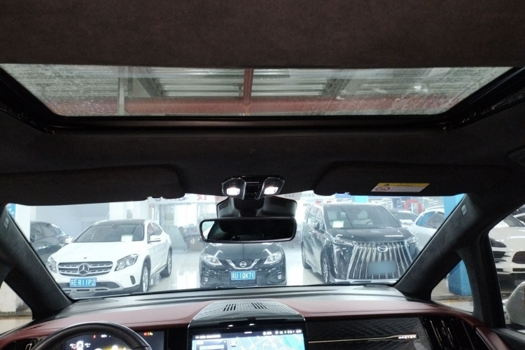 广汽传祺 传祺M8 2023款 宗师系列 400T 至尊版中控内饰22