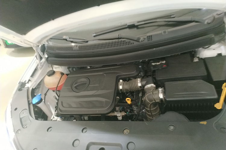 吉利汽车 远景X3 2017款 1.5L 自动尊贵型机舱底盘24