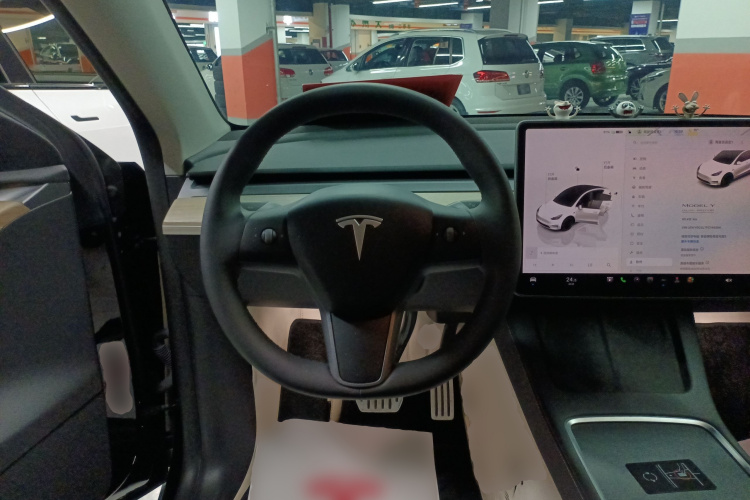 特斯拉 Model Y 2022款 Performance高性能全轮驱动版局部细节13