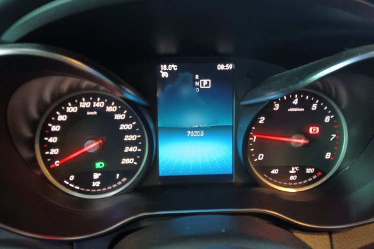 奔驰C级 2019款 C 180 L 时尚型运动版局部细节14