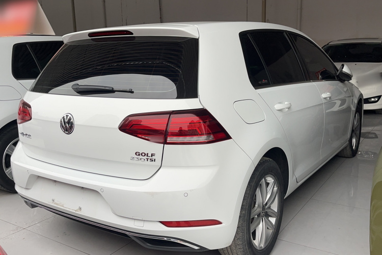 大众 高尔夫 2018款 230TSI 手动舒适型车身外观6004