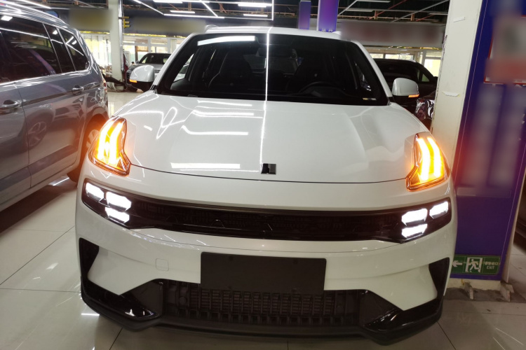 领克06 2023款 Remix 1.5T 劲Pro车身外观2