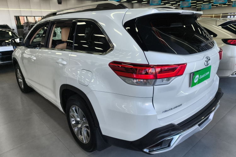 丰田 汉兰达 2021款 2.0T 两驱精英版 5座车身外观4