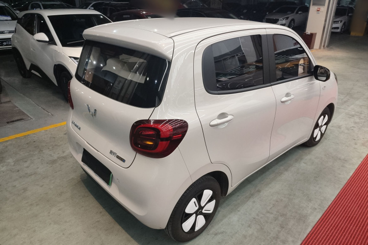 五菱汽车 宏光MINIEV 2025款 四门版 进阶款车身外观7