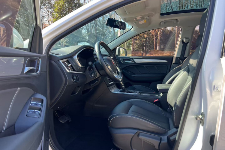 荣威RX5 2020款 20T 自动4G互联百万款中控内饰7003