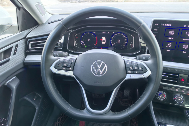 大众 速腾 2023款 300TSI DSG超越版中控内饰7006
