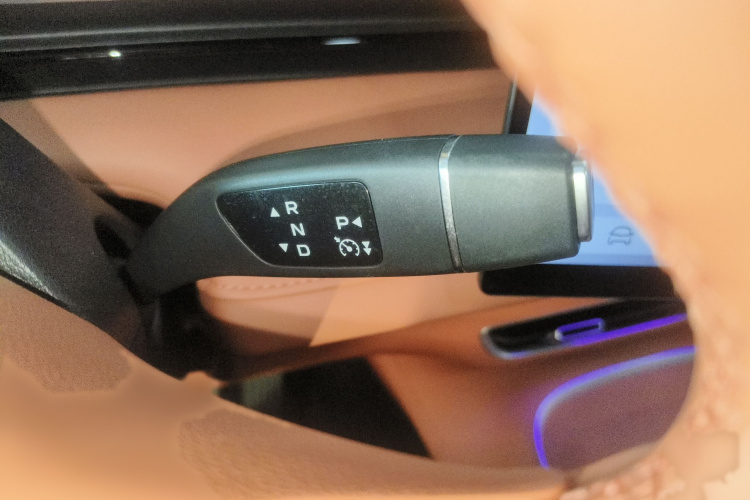 深蓝汽车 深蓝S07 2024款 520Max 乾崑智驾ADS SE纯电版局部细节18