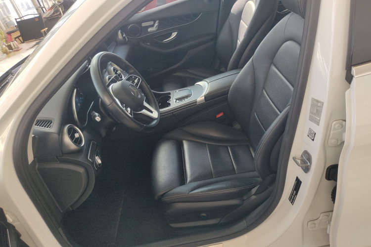 奔驰C级(进口) 2019款 C 260 旅行轿车中控内饰19