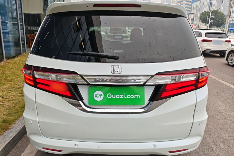 本田 奥德赛 2015款 2.4L 尊享版车身外观6