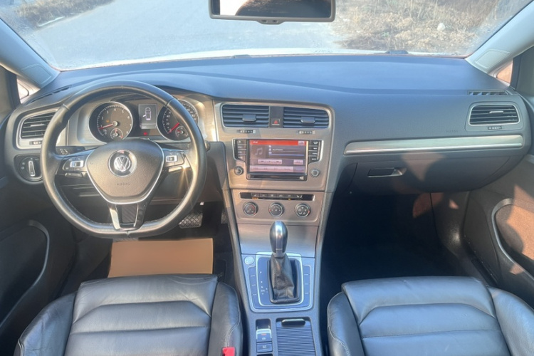 大众 高尔夫 2016款 230TSI 自动豪华型中控内饰7003