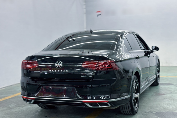 大众 迈腾 2023款 200万辆纪念版 330TSI DSG领先型车身外观6006