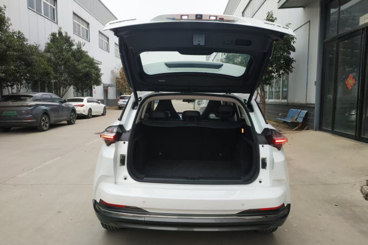 哪吒汽车 2022款 哪吒U-Ⅱ 610 三元锂局部细节23