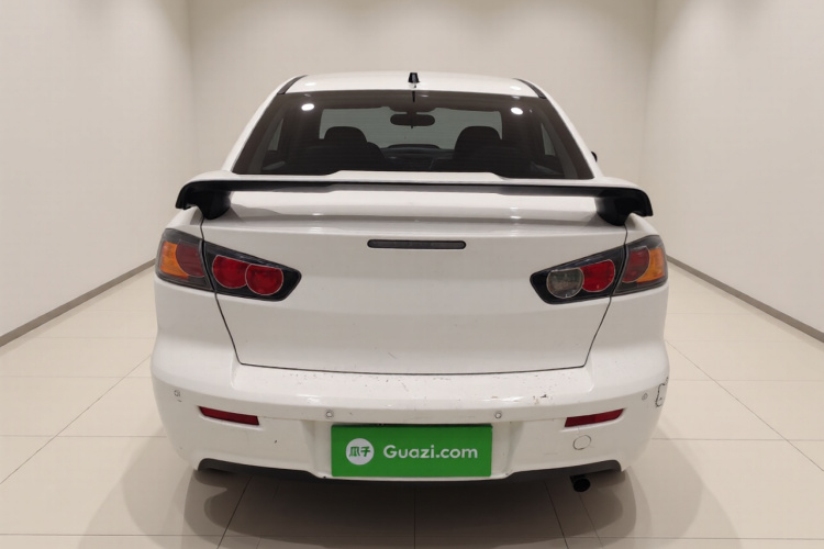 三菱 翼神 2015款 1.6L 手动时尚版车身外观6