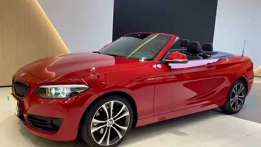 宝马2系(进口) 2019款 225i 敞篷轿跑车 运动设计套装实拍1