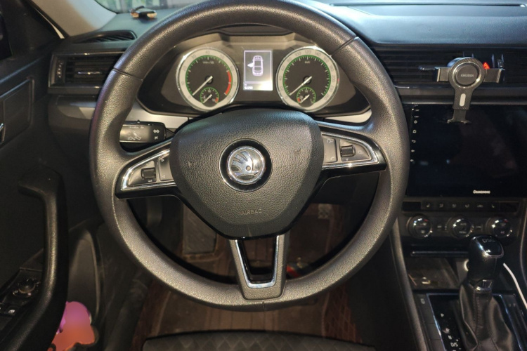 斯柯达 速派 2018款 TSI280 DSG舒适版 国V中控内饰13