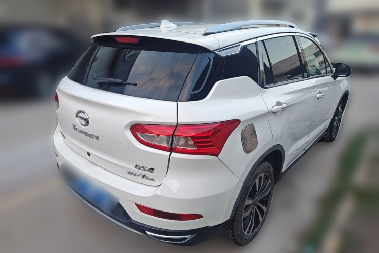 广汽传祺 传祺GS4 2016款 235T G-DCT豪华版车身外观7