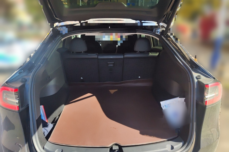 特斯拉 Model Y 2023款 后轮驱动版局部细节23