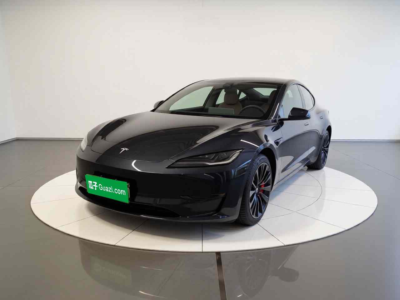特斯拉 Model 3 2023款 后轮驱动版(2)
