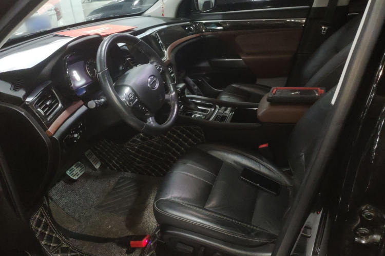 广汽传祺 传祺GS8 2017款 320T 两驱豪华智联版（七座）局部细节19