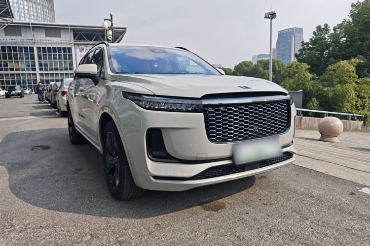理想汽车 理想ONE 2021款 增程6座版车身外观6002