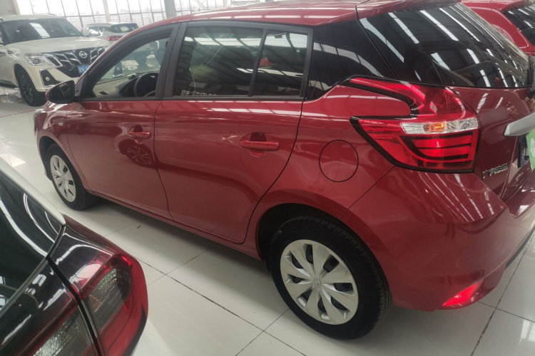 丰田 YARiS L 致炫 2016款 改款 1.5E CVT魅动版车身外观4