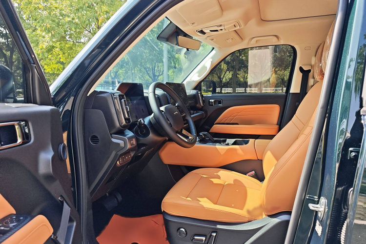 哈弗猛龙新能源 2024款 Hi4 145 Pro中控内饰7003