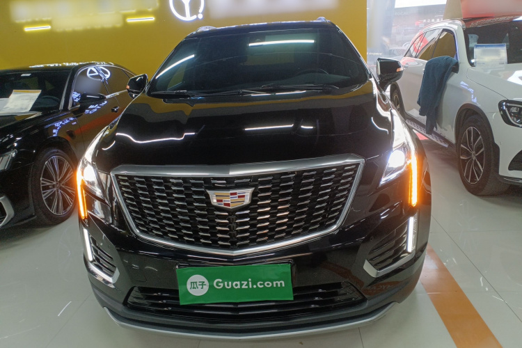 凯迪拉克XT5 2022款 2.0T 两驱豪华型车身外观2