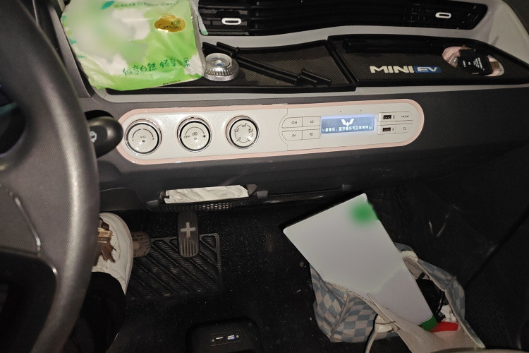 五菱汽车 宏光MINIEV 2021款 马卡龙臻享款 三元锂局部细节16