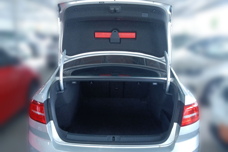 大众 迈腾 2017款 330TSI DSG 豪华型中控内饰23