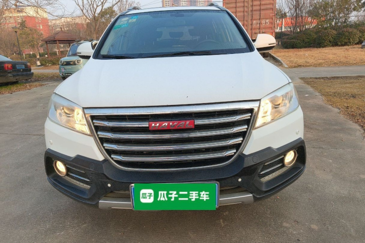 哈弗H6 2015款 改款 运动版 1.5T 手动两驱精英型车身外观2