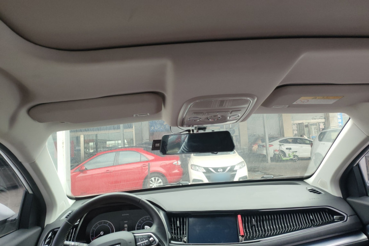 哈弗H2s 2018款 红标 1.5T 双离合精英型中控内饰22