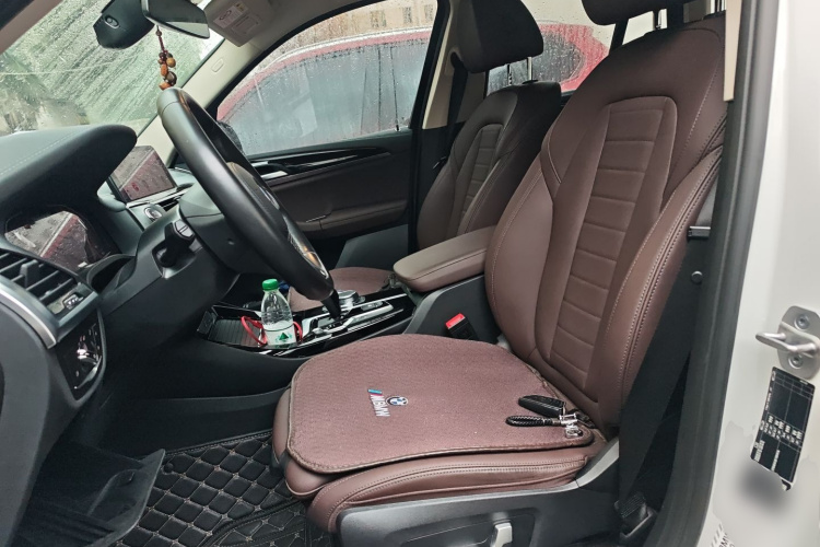 宝马X3 2021款 xDrive25i M运动套装中控内饰19