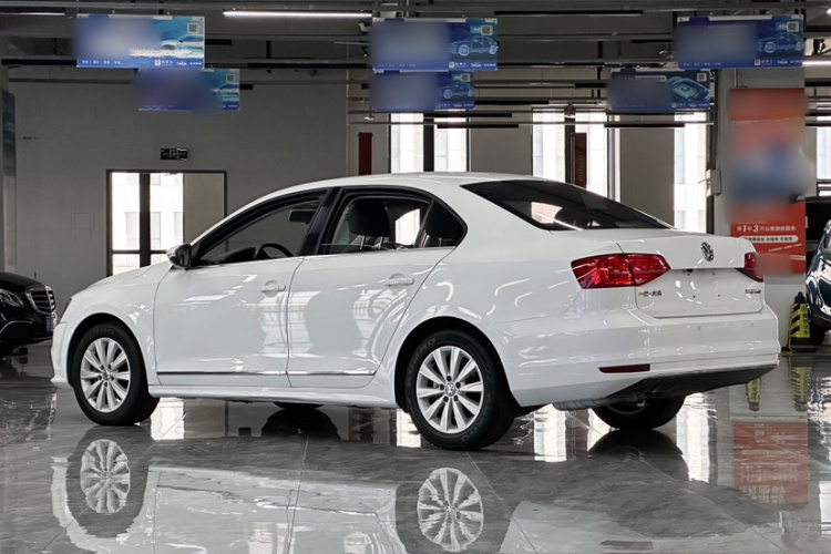 大众 速腾 2015款 1.6L 自动舒适型车身外观6002