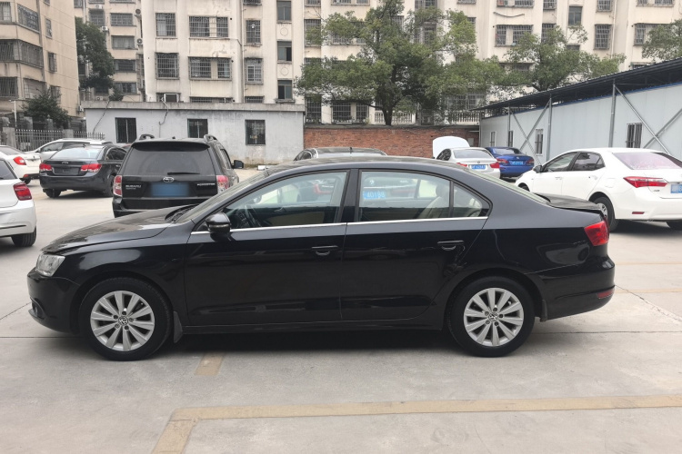 大众 速腾 2014款 改款 1.4TSI 自动豪华型车身外观4