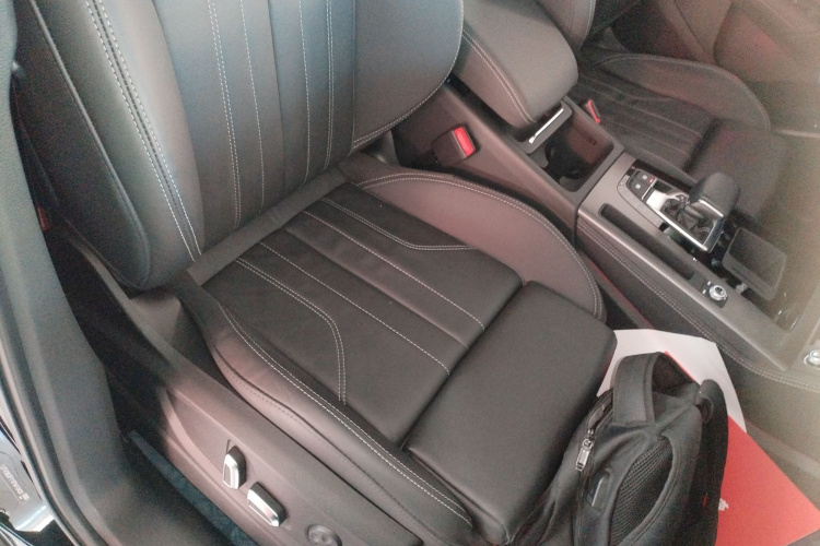 奥迪Q5L 2024款 40 TFSI 豪华动感型局部细节41