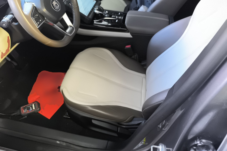 比亚迪 秦PLUS 2024款 荣耀版 DM-i 55KM领先型中控内饰19