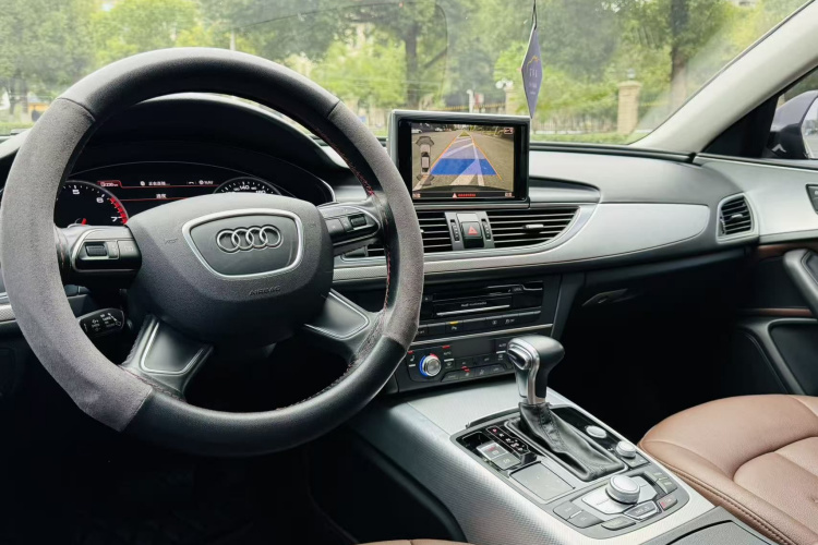 奥迪A6L 2014款 TFSI 舒适型中控内饰7007