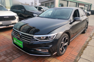 大众 迈腾 2023款 200万辆纪念版 330TSI DSG豪华型